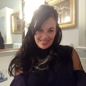 Meet your Posher, Gina